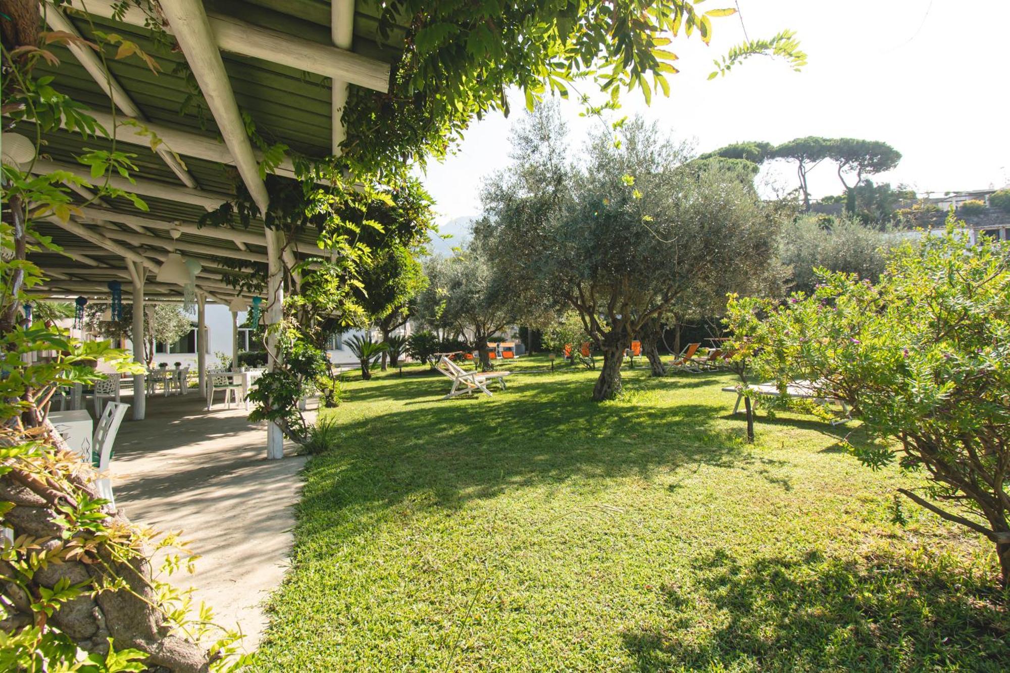 Victoria Park Resort 이스키아 외부 사진